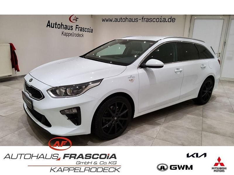 Weiss Gebraucht 2020 Kia Ceed Sportswagon Vision Kombi | 15.900 € (Guter Preis) - Bild 1/4