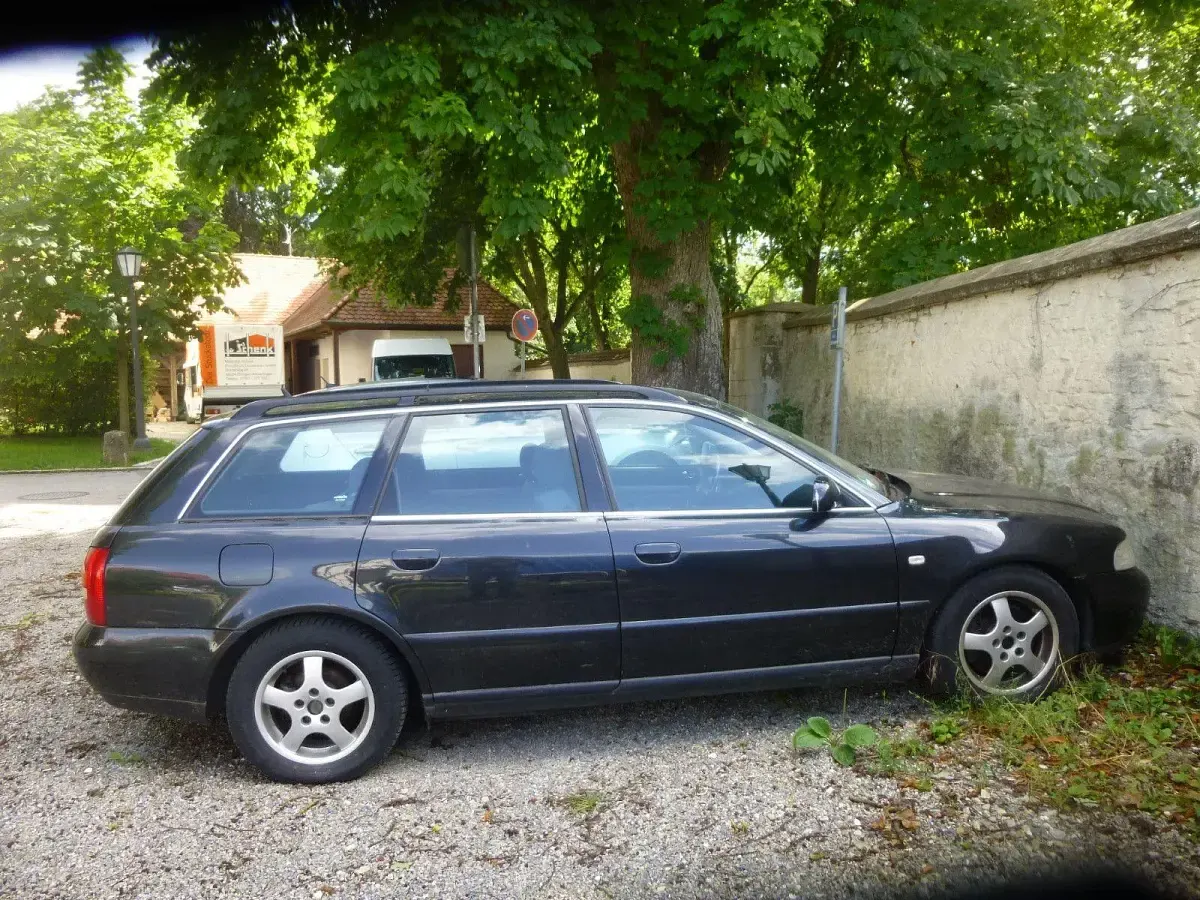 Brugt Audi A4 150 HK (110 kW) 2000 Sort Stationcar