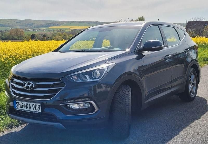 Gebraucht Hyundai Santa Fe Trend 188 PS (138 kW) 2018 Blau SUV