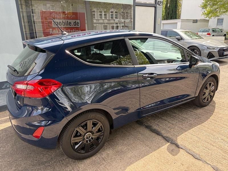 Usata Ford Fiesta 101 CV (74 kW) 2018 Blu Utilitaria