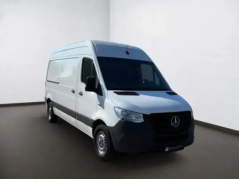 Używany Mercedes E-Sprinter 2022 Biały Van