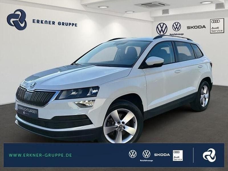 Weiss Gebraucht 2022 Skoda Karoq Ambition SUV | 26.499 € (Superpreis) - Bild 1/4