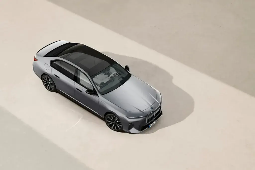Neu BMW i7 400 kW (544 PS) 2026 Limousine