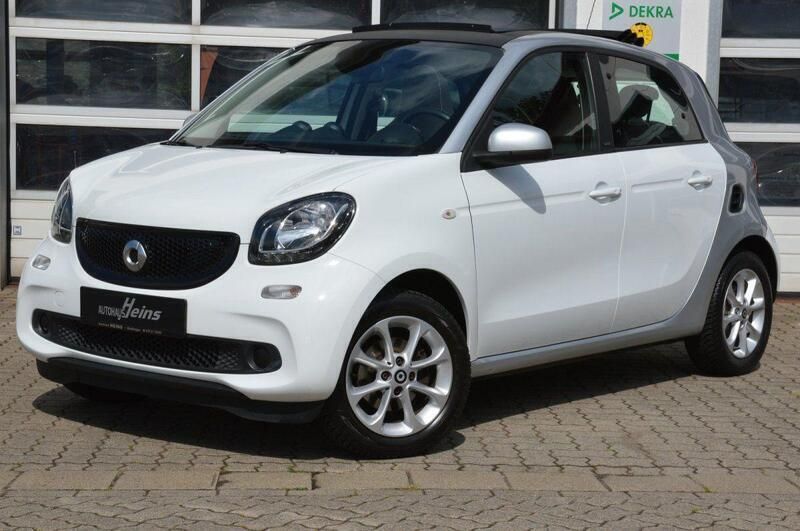 Weiß Gebraucht 2017 Smart ForFour Passion Kleinwagen | 10.950 € (Fairer Preis) - Bild 1/4