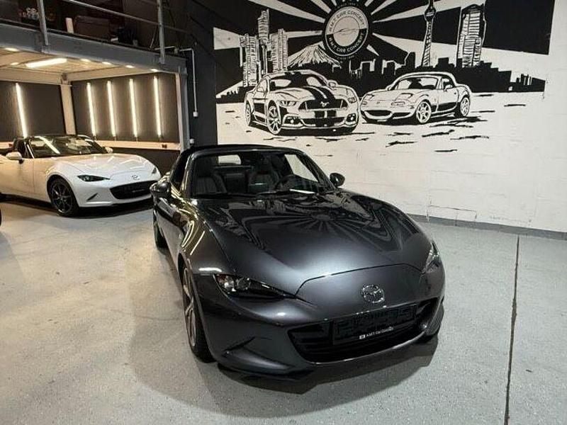 Gebraucht Mazda MX5 Sports-Line 160 PS (117 kW) 2016 Grau Cabrio