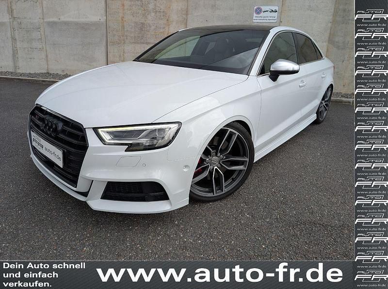 Weiß Gebraucht 2017 Audi S3 Comfort Limousine | 31.870 € (Fairer Preis) - Bild 1/4