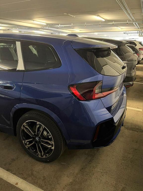 Gebraucht BMW iX1 Performance 230 kW (313 PS) 2023 Blau SUV