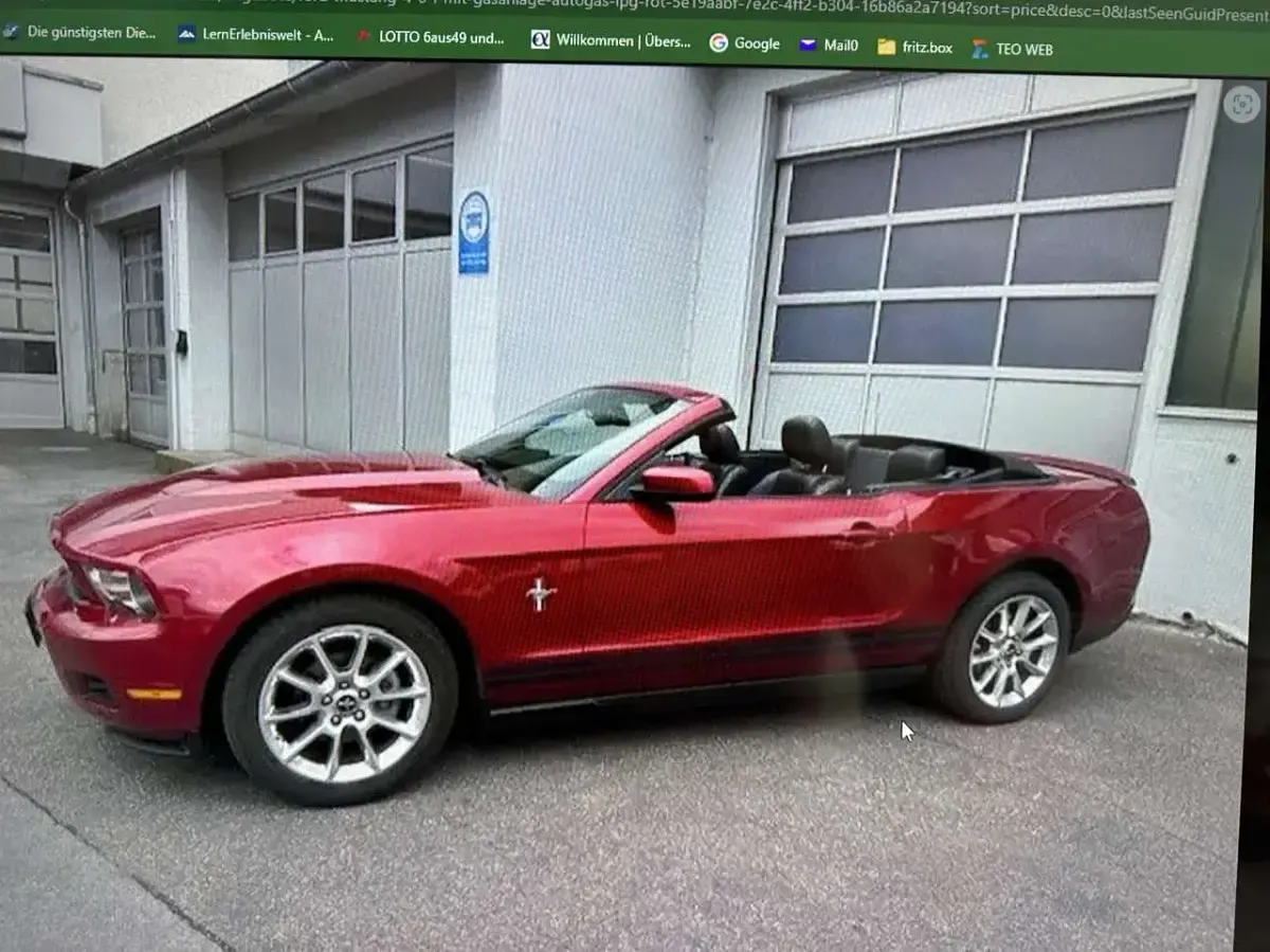 Gebraucht Ford Mustang 213 PS (156 kW) 2010 Rot Cabrio