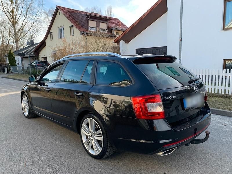 Gebraucht Skoda Octavia vRS 184 PS (135 kW) 2014 Schwarz Kleinwagen