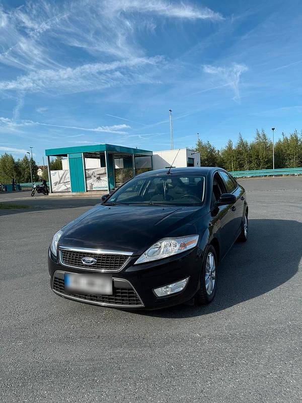 Gebraucht Ford Mondeo 160 PS (117 kW) 2009 Schwarz Limousine