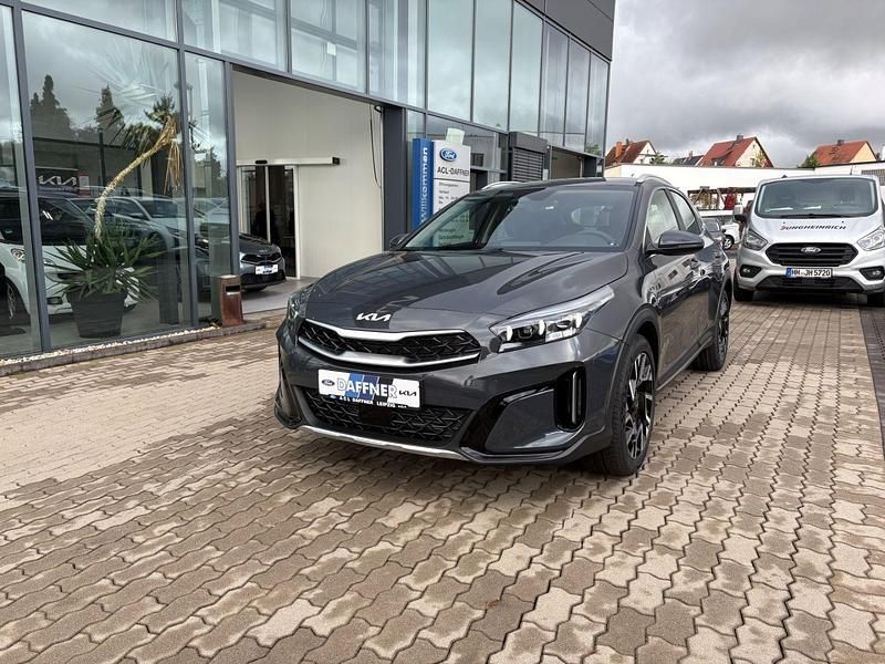 Neu Kia XCeed Spirit 140 PS (102 kW) 2025 Schwarz SUV