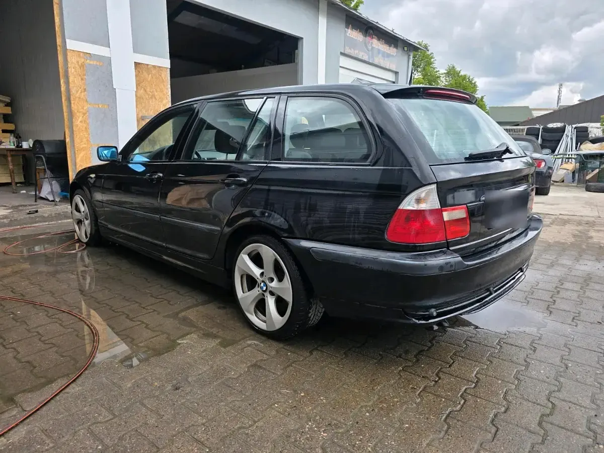 Gebraucht BMW 330 184 PS (135 kW) 2002 Schwarz Kombi