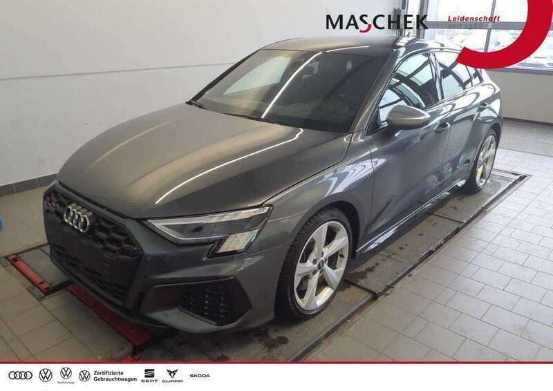Daytonagrau perleffekt Gebraucht 2023 Audi S3 Ambiente Limousine | 41.840 € (Guter Preis) - Bild 1/4