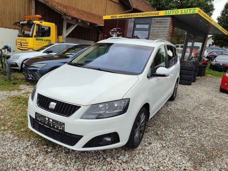 "pure" weiss Gebraucht 2015 Seat Alhambra I-Tech Van / Kleinbus | 21.550 € (Fairer Preis) - Bild 1/4