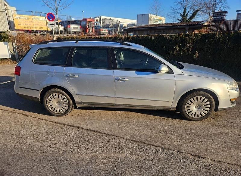 Gebraucht VW Passat Trendline 140 PS (102 kW) 2009 Silber Kombi