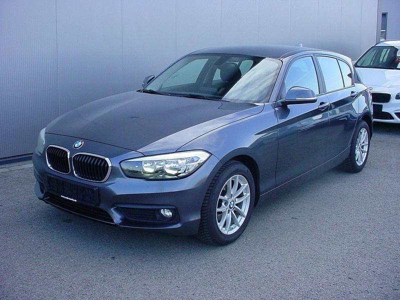 Gebraucht BMW 116 Advantage 109 PS (80 kW) 2016 Grau Kleinwagen