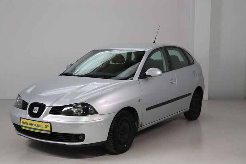 Silber Gebraucht 2006 Seat Ibiza Limousine | 690 € (Superpreis) - Bild 1/4