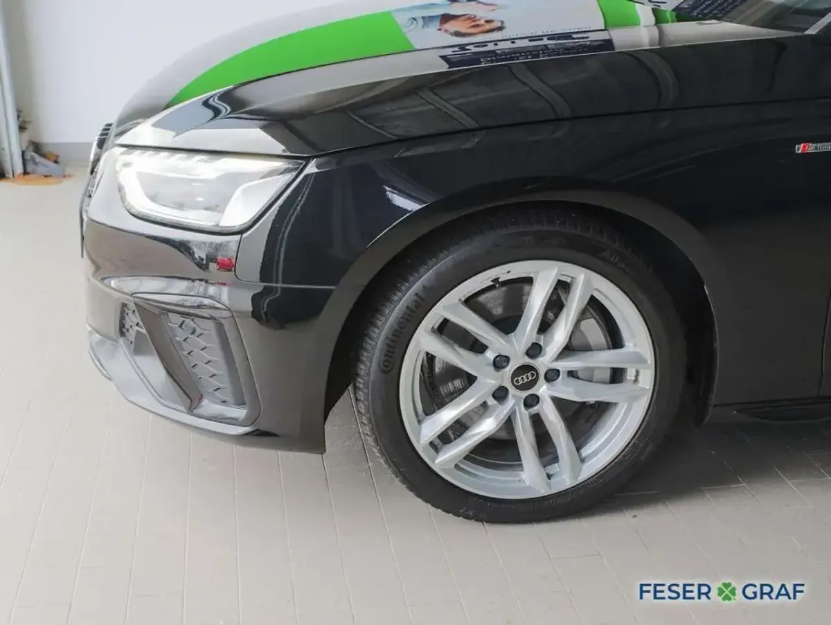 Gebraucht Audi A4 Business 265 PS (194 kW) 2023 Mythosschwarz Kombi