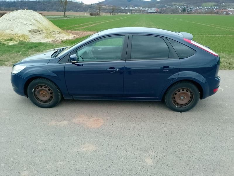 Gebraucht Ford Focus Style 116 PS (85 kW) 2009 Blau Kleinwagen