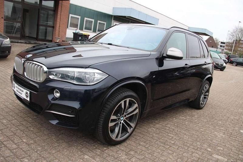 Gebraucht BMW X5 M50 Performance 381 PS (280 kW) 2018 Carbonschwarz SUV