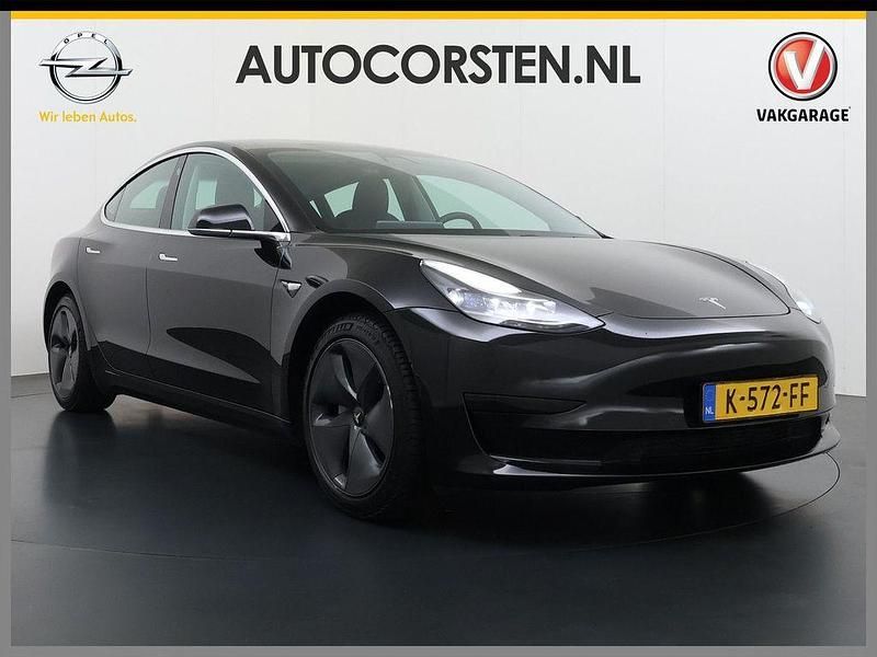 Gebraucht Tesla Model 3 Standard Range 239 kW (325 PS) 2020 Schwarz Limousine