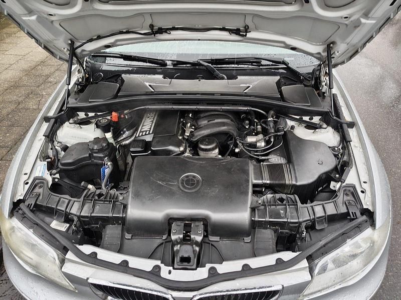 Gebraucht BMW 116 116 PS (85 kW) 2006 Grau Kleinwagen