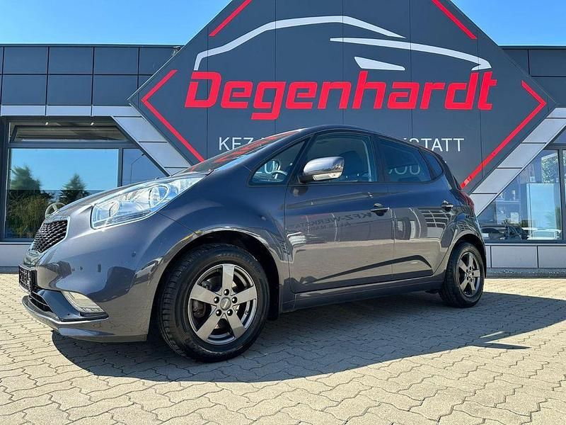 Grau Gebraucht 2016 Kia Venga Kleinwagen | 11.490 € (Fairer Preis) - Bild 1/4