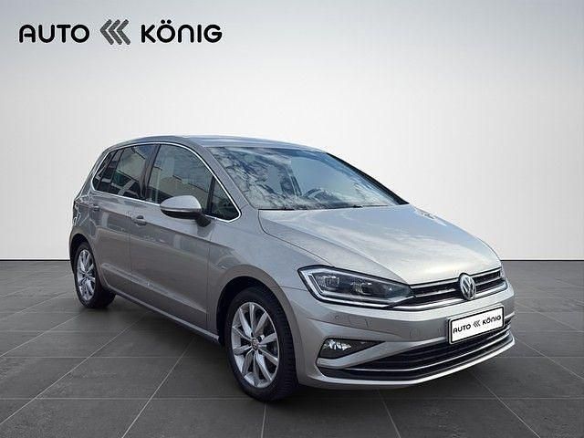 Silber Gebraucht 2020 VW Golf Sportsvan Highline Van / Kleinbus | 20.990 € (Fairer Preis) - Bild 1/4
