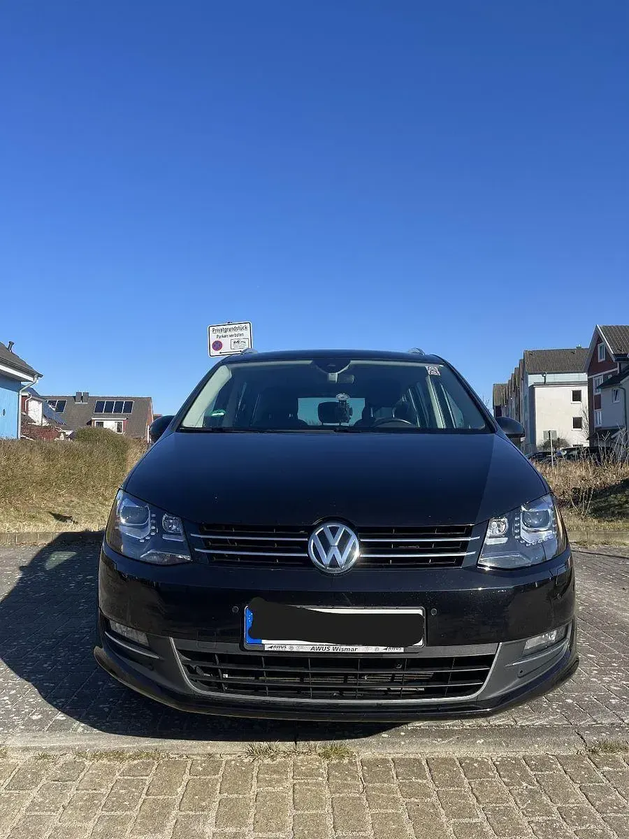 Gebraucht VW Sharan Highline 184 PS (135 kW) 2015 Schwarz Van / Kleinbus