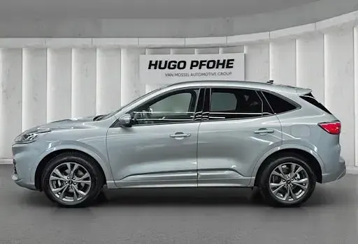 Gebraucht Ford Kuga ST-Line X 150 PS (110 kW) 2024 Solar silver metallic SUV