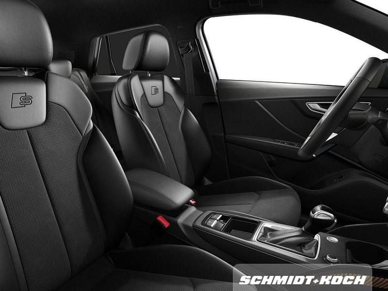 Neu Audi Q2 S-Line 150 PS (110 kW) 2025 Grau SUV