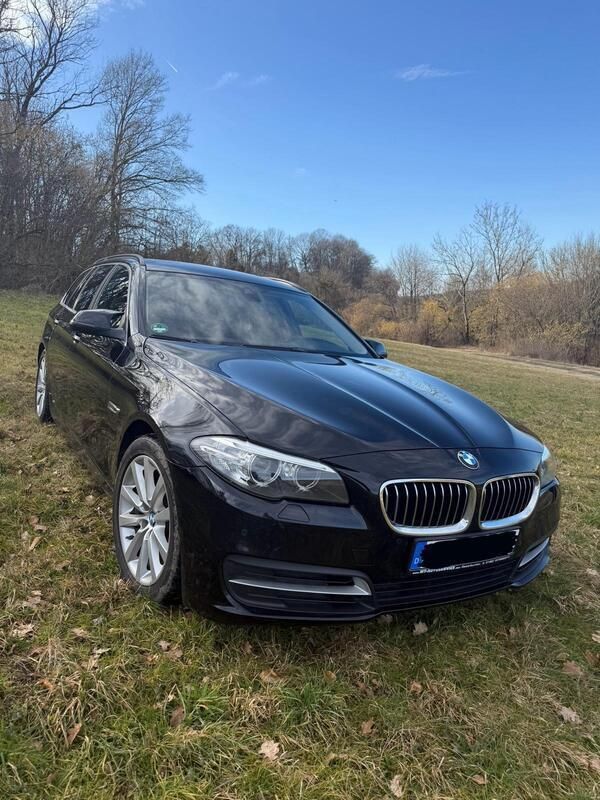 Schwarz Gebraucht 2017 BMW 520 Kombi | 13.000 € (Superpreis) - Bild 1/4