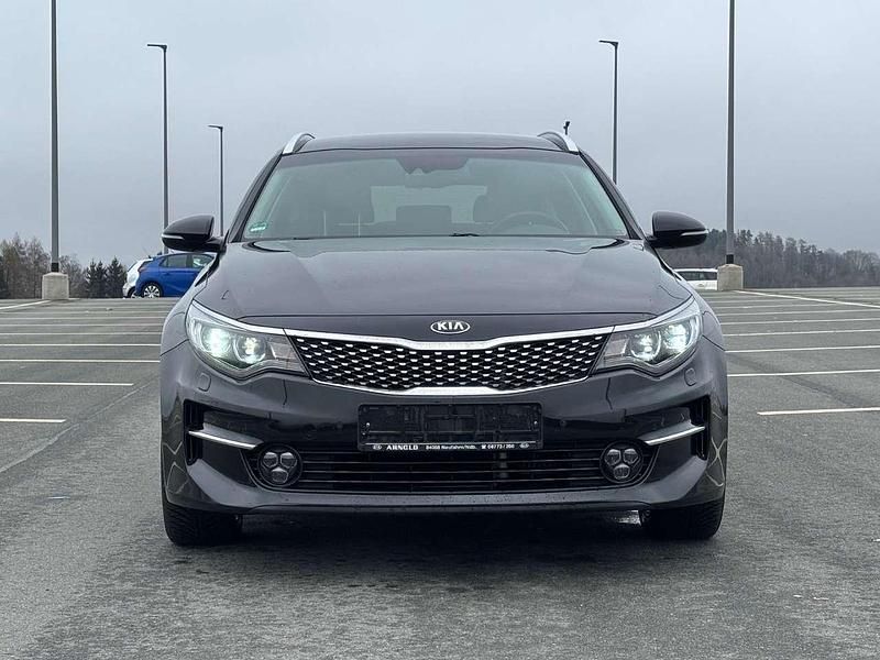 Gebraucht Kia Optima Spirit 141 PS (103 kW) 2016 Schwarz Kombi
