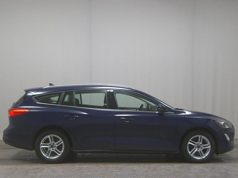 Gebraucht Ford Focus Cool & Connect 120 PS (88 kW) 2021 Blau Kombi