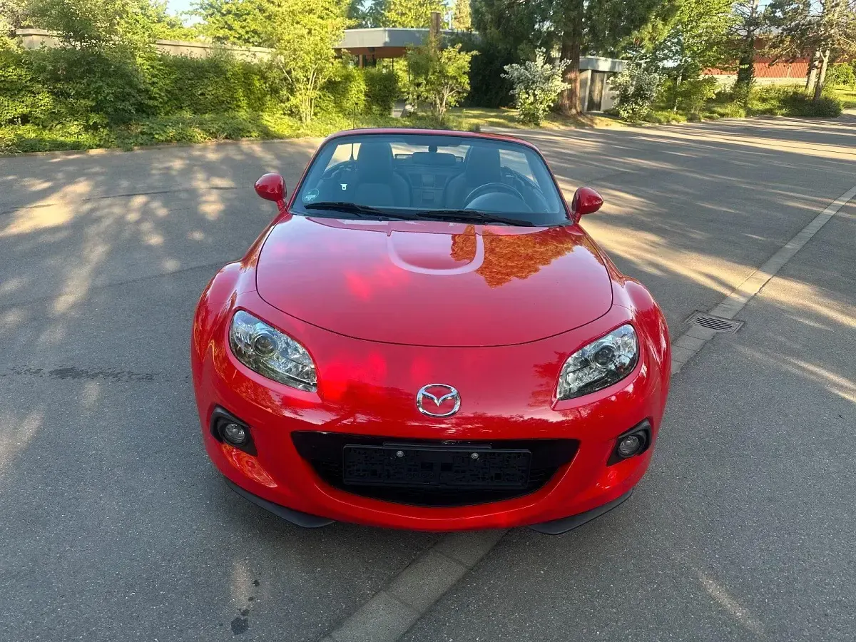 Gebraucht Mazda MX5 126 PS (92 kW) 2014 Rot Cabrio