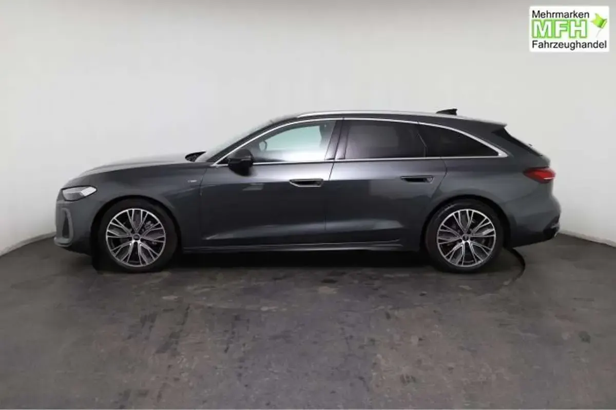 Neu Audi A5 204 PS (150 kW) 2026 Grau, daytonagrau perlef... Kombi