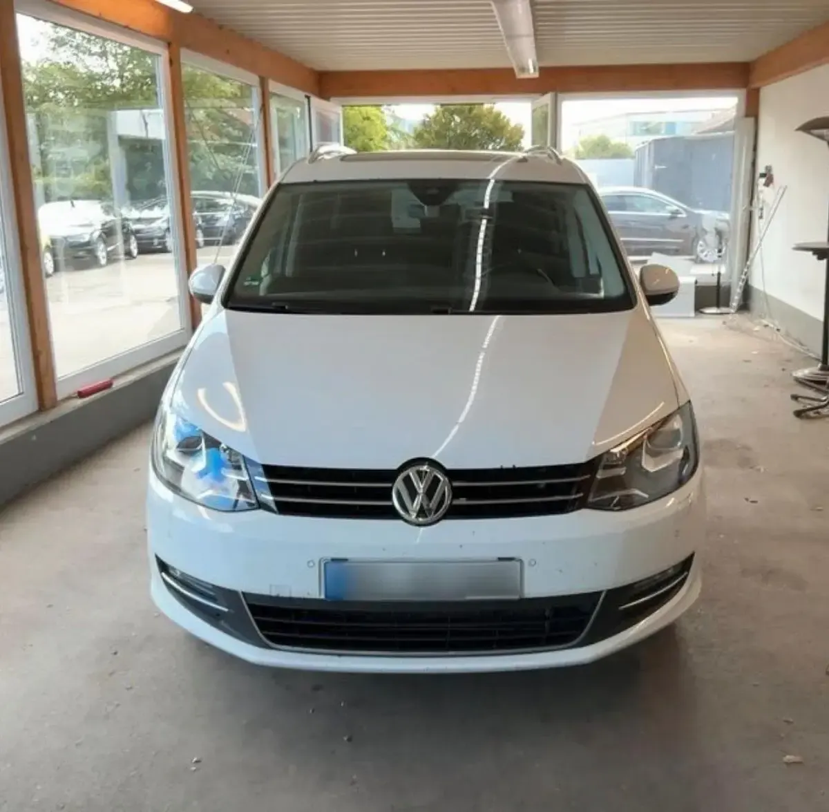 Gebraucht VW Sharan Highline 184 PS (135 kW) 2016 Weiß Van / Kleinbus
