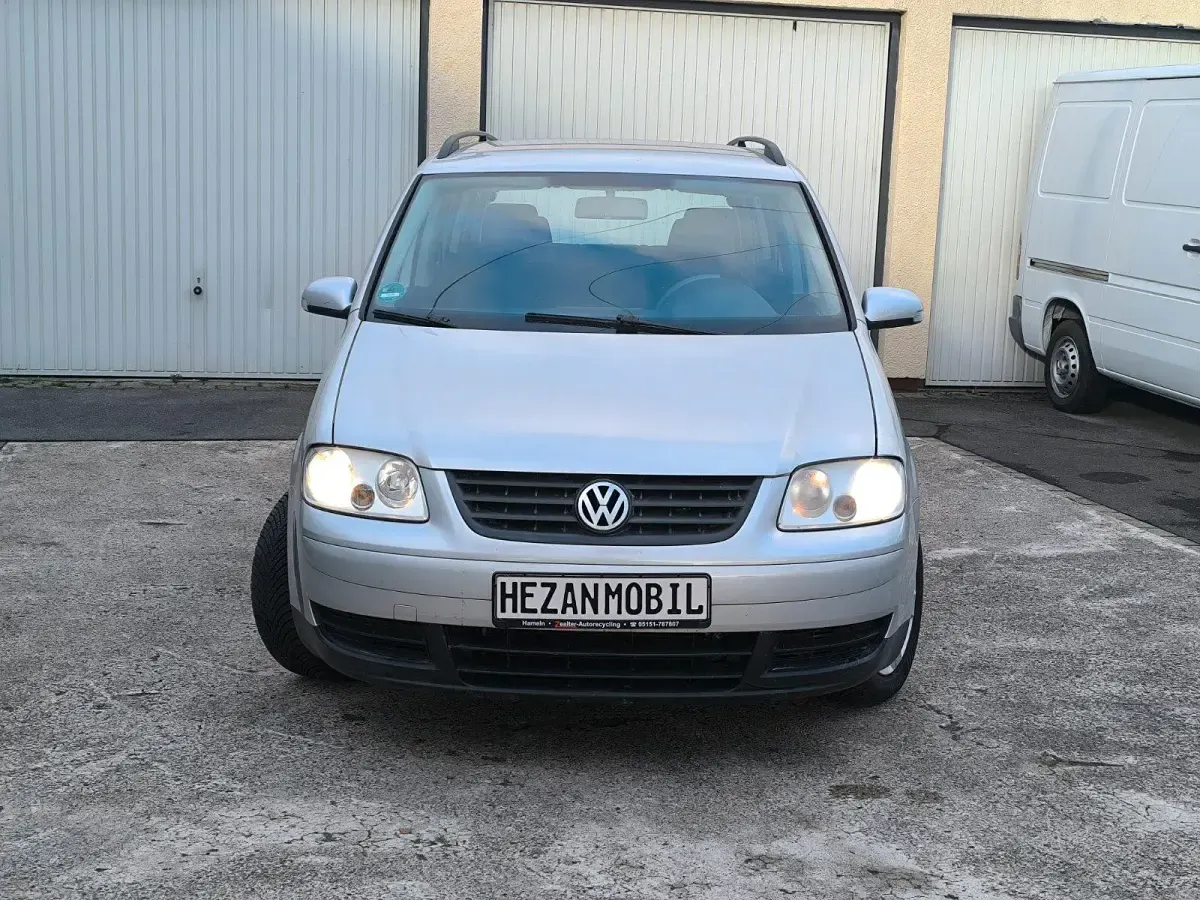 Gebraucht VW Touran 105 PS (77 kW) 2005 Silber Van / Kleinbus