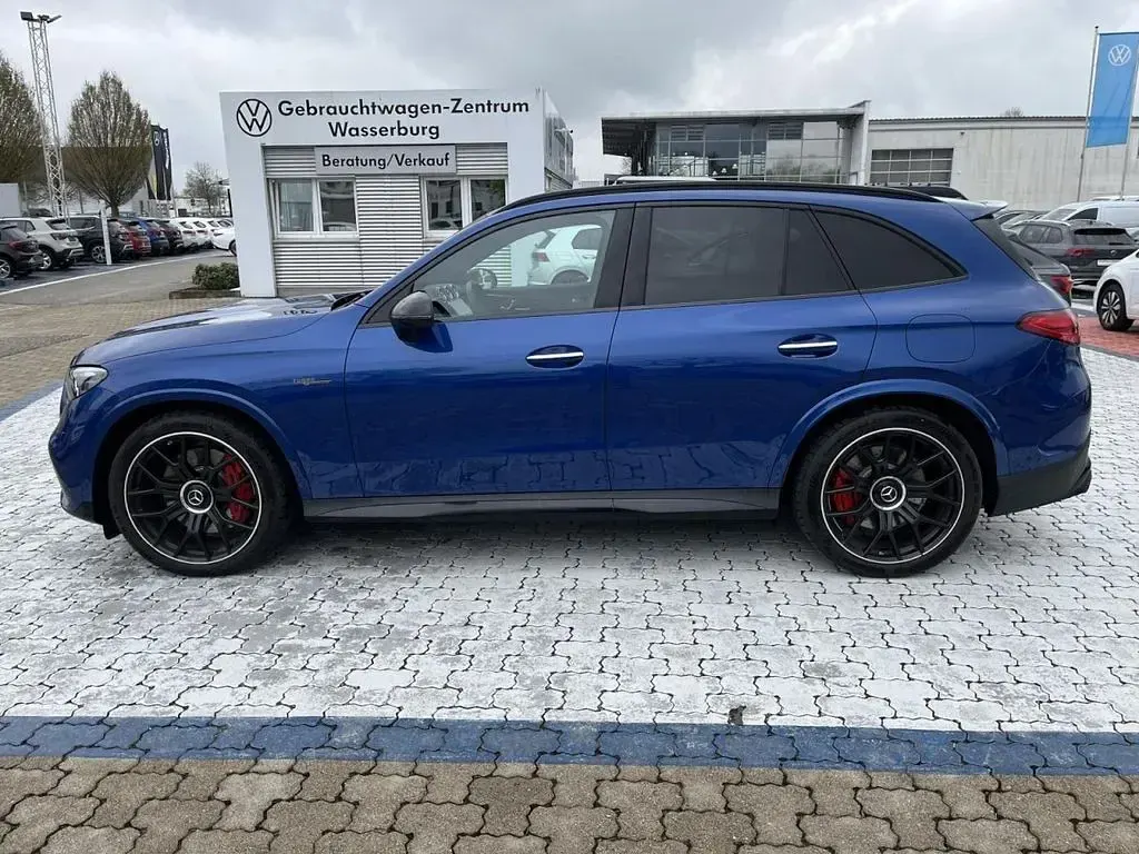 Gebraucht Mercedes GLC63 AMG AMG 476 PS (350 kW) 2024 Blau SUV