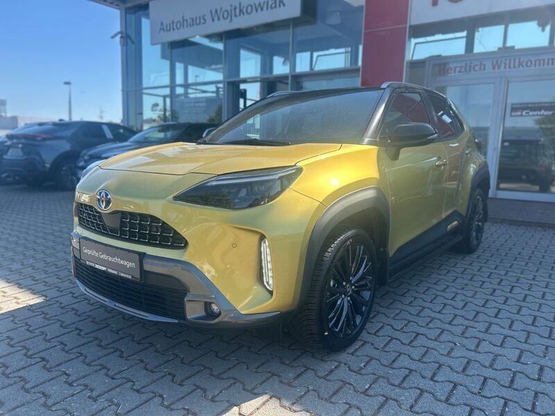 Gold Gebraucht 2022 Toyota Yaris Cross SUV | 25.780 € (Fairer Preis) - Bild 1/4