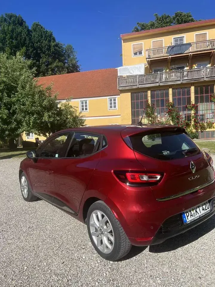 Gebraucht Renault Clio IV Intens 90 PS (66 kW) 2018 Kleinwagen