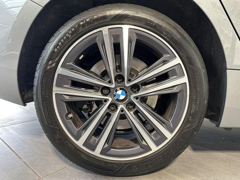 Gebraucht BMW 120 Sport Line 178 PS (130 kW) 2022 Grau Kleinwagen