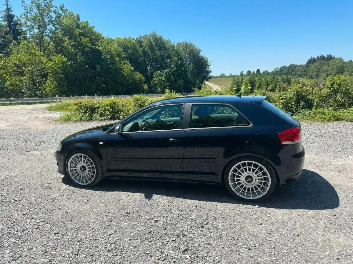 Gebraucht Audi S3 Sport 265 PS (194 kW) 2007 Schwarz Kleinwagen