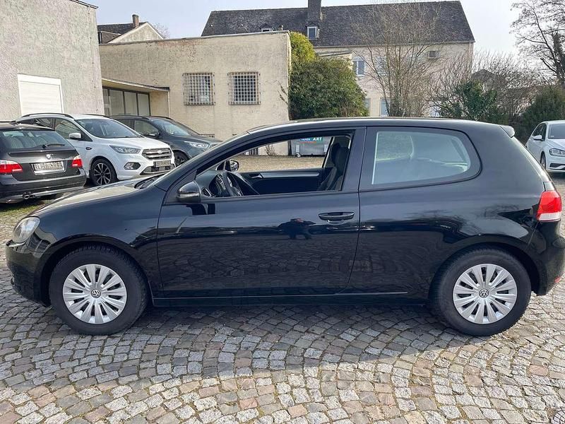 Gebraucht VW Golf VI Trendline 80 PS (58 kW) 2009 Schwarz Kleinwagen