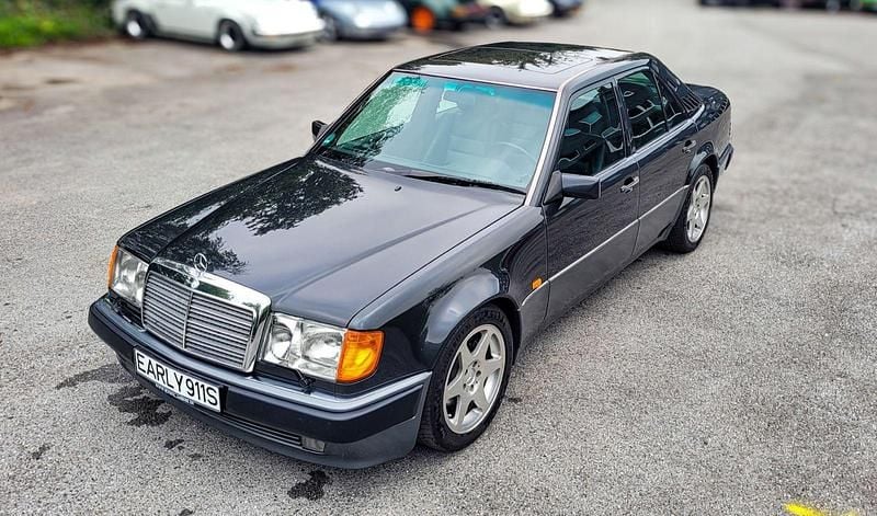 Gebraucht Mercedes E500 320 PS (235 kW) 1991 Schwarz Coupé