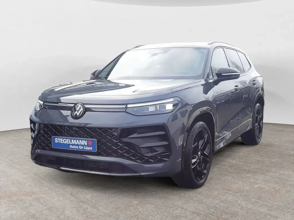 Neu VW Tayron R-line 193 PS (141 kW) 2026 Grau SUV