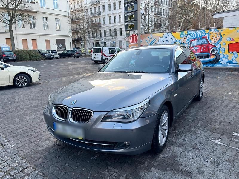 Silber Gebraucht 2007 BMW 525 Limousine | 5.100 € (Guter Preis) - Bild 1/4