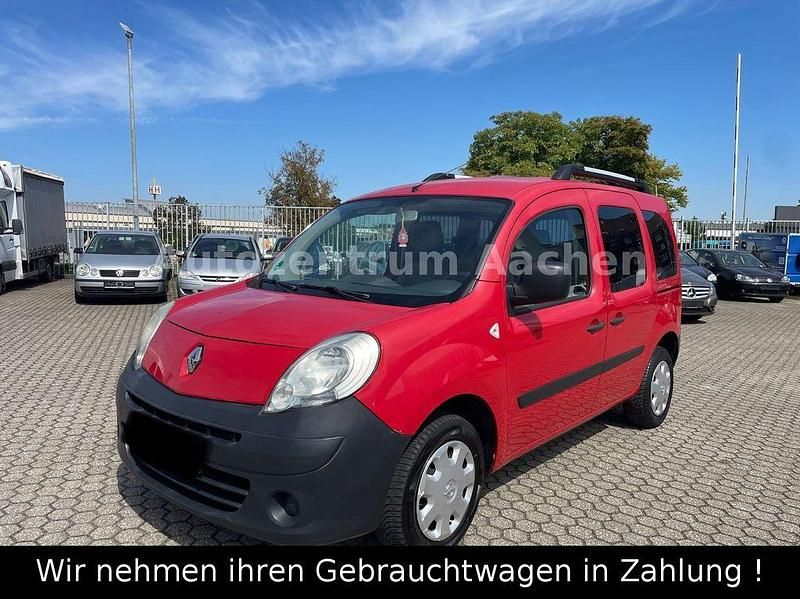 Rot Gebraucht 2010 Renault Kangoo Expression Van / Kleinbus | 3.999 € (Guter Preis) - Bild 1/4