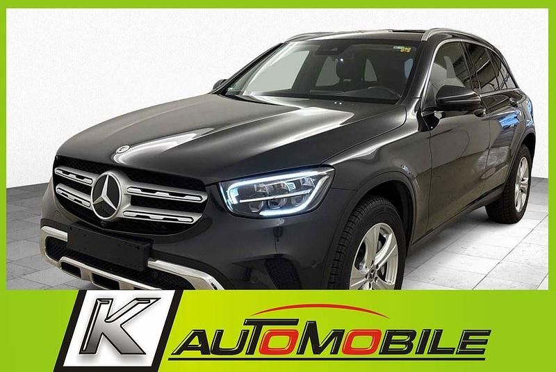 Gebraucht Mercedes GLC300e 320 PS (235 kW) 2021 Grau SUV