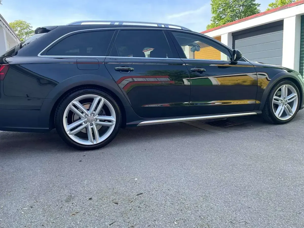 Używany Audi A6 Allroad 218 KM (160 kW) 2017 Czarny Kombi
